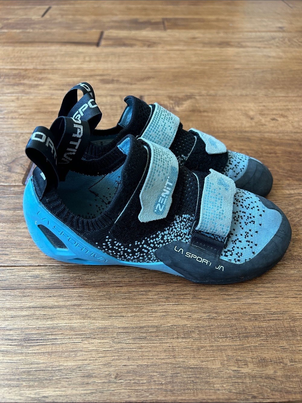La Sportiva Zenit Rock Climbing Shoes Pacific Blue Black Size 36 US Womens 5.5